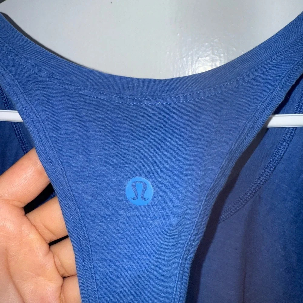 Lululemon tank top size 6 - Picture 4 of 4